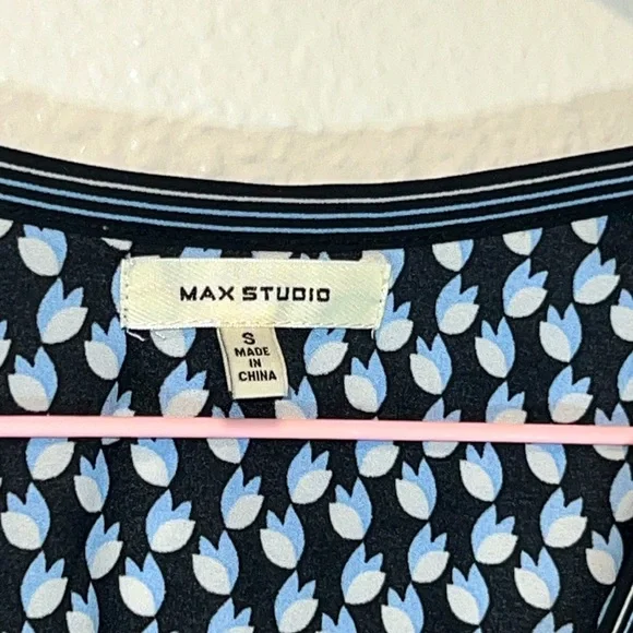 Max Studio Print MIDI Dress with All Over Tulip Pattern Women Size Small POCKETS - Picture 6 of 12